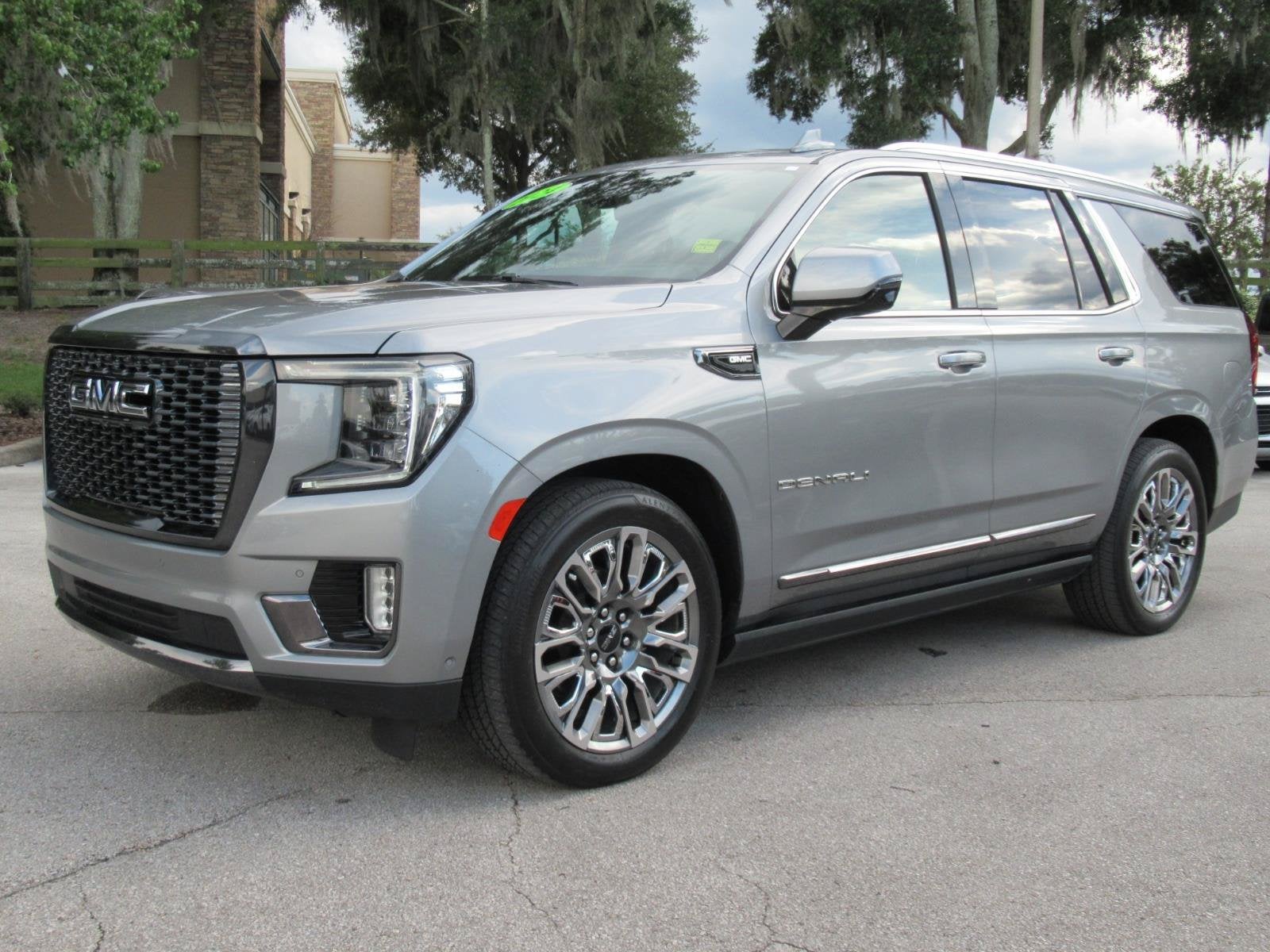 2024 GMC Yukon Denali Ultimate