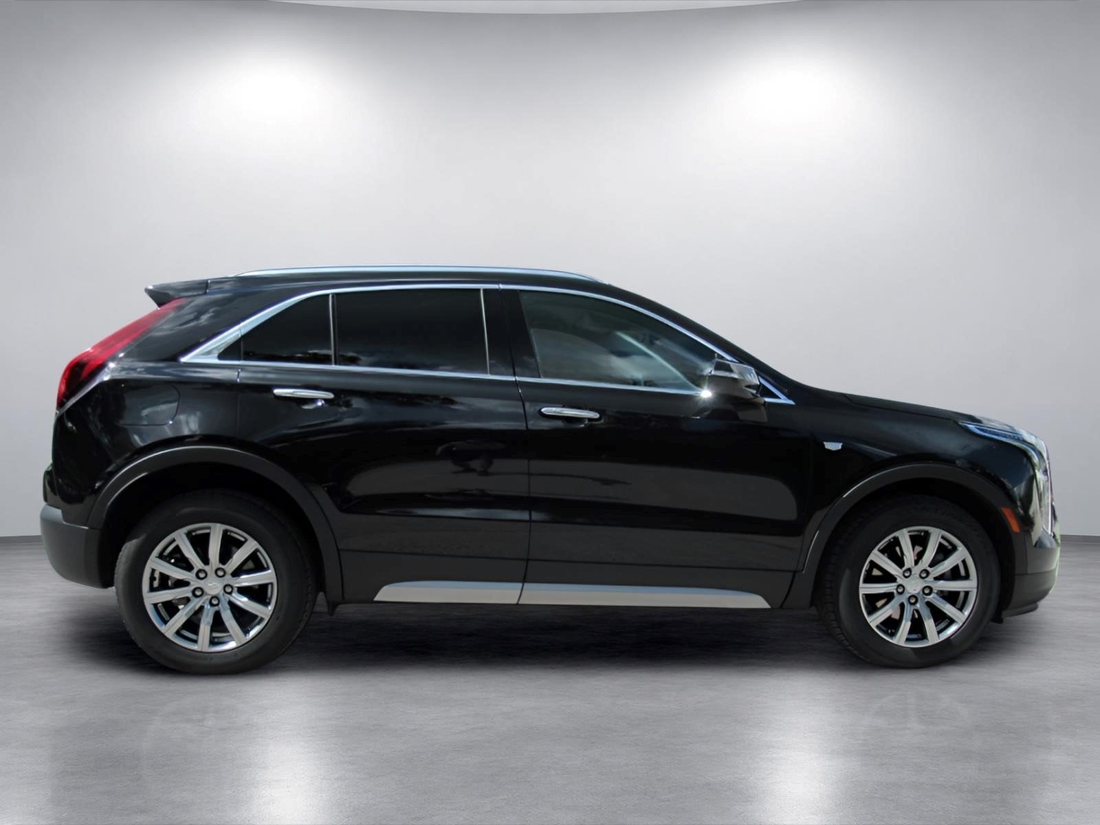 2022 Cadillac XT4 AWD Premium Luxury