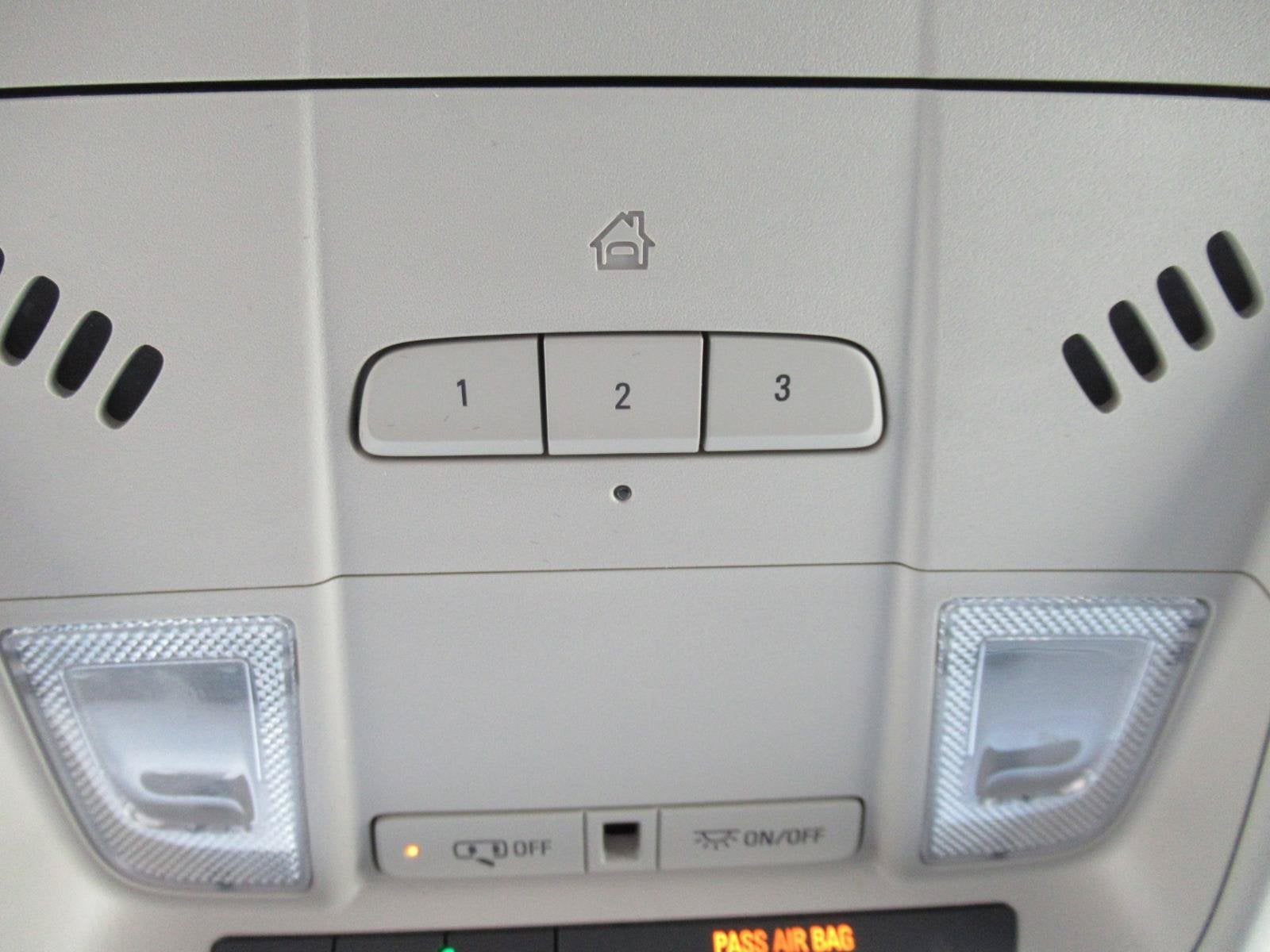 2022 Cadillac XT4 AWD Premium Luxury