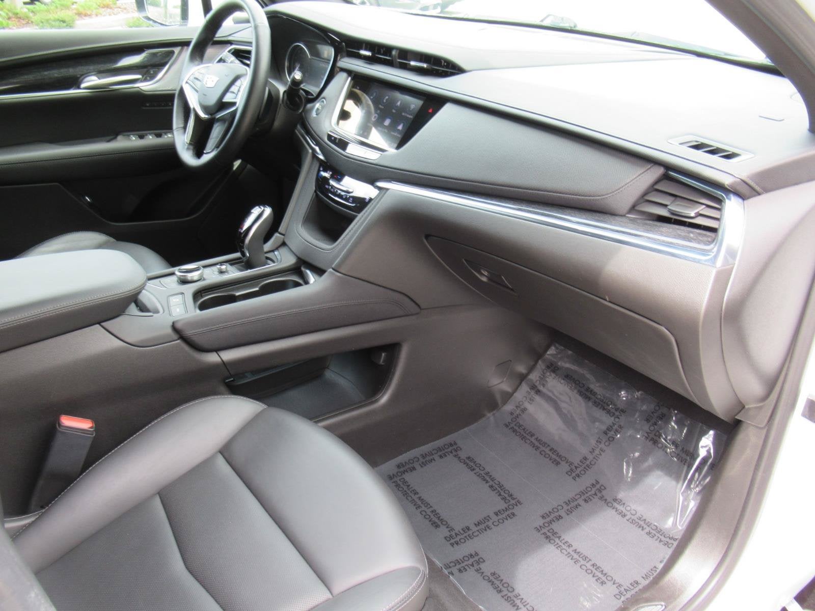 2023 Cadillac XT5 FWD Premium Luxury