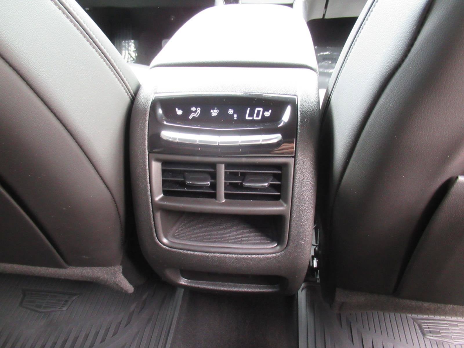 2023 Cadillac XT5 FWD Premium Luxury