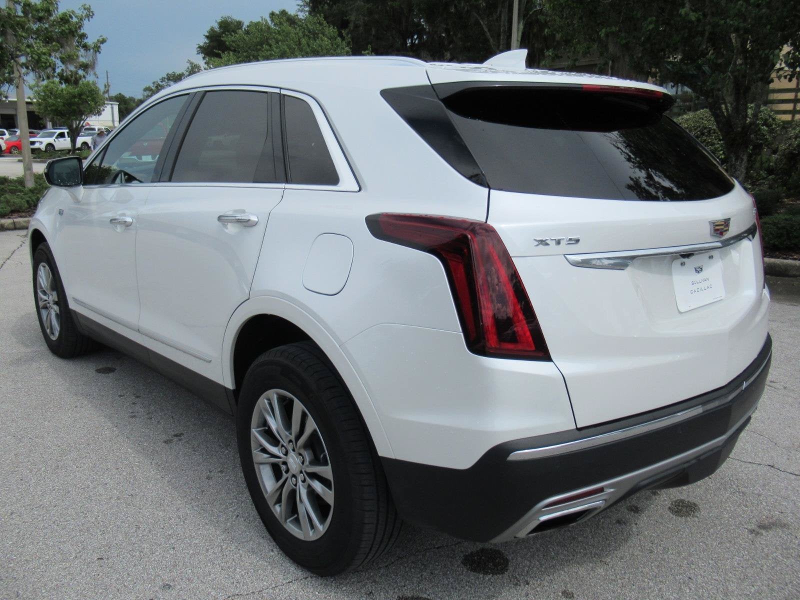 2023 Cadillac XT5 FWD Premium Luxury