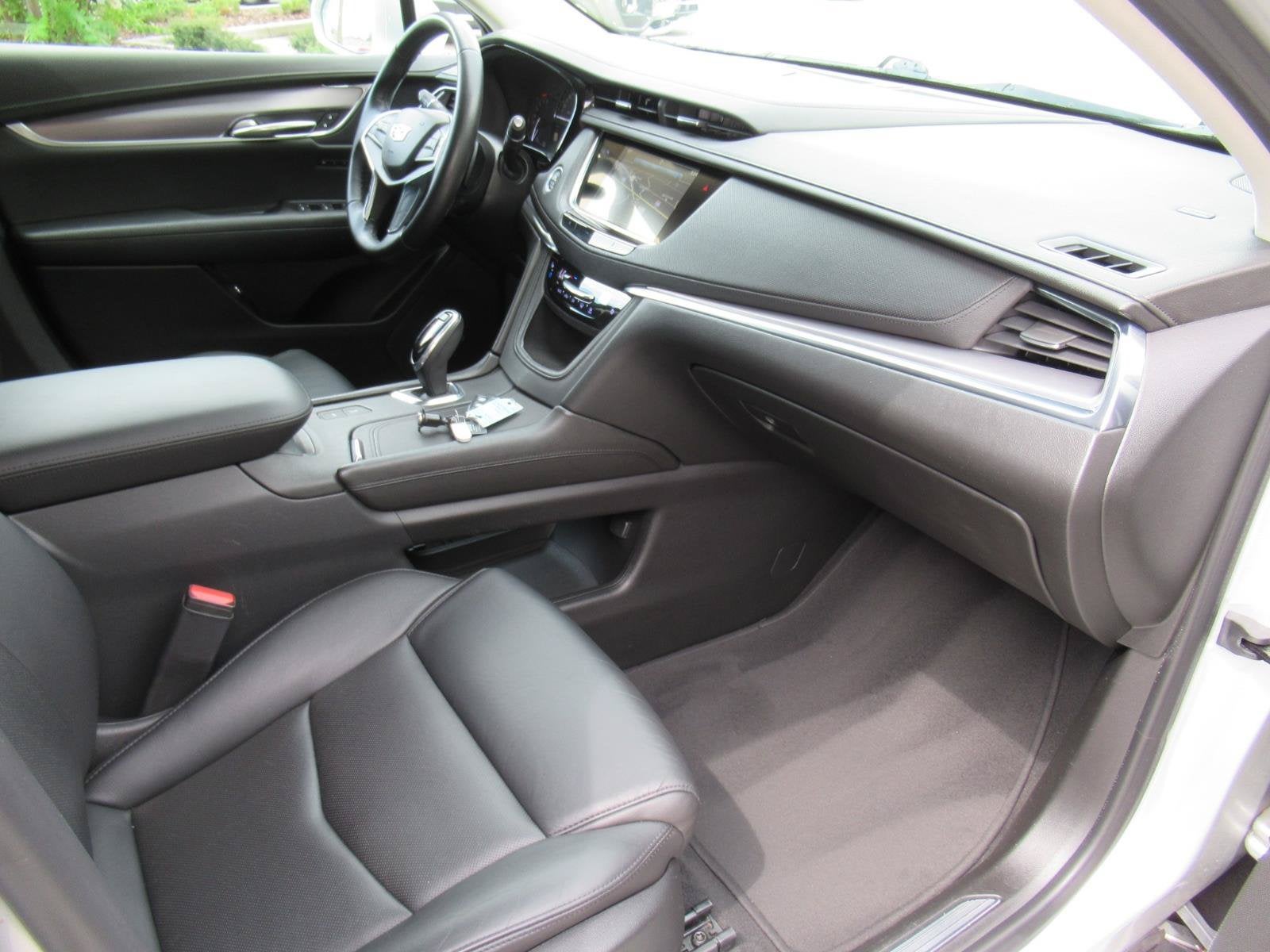 2019 Cadillac XT5 Premium Luxury FWD