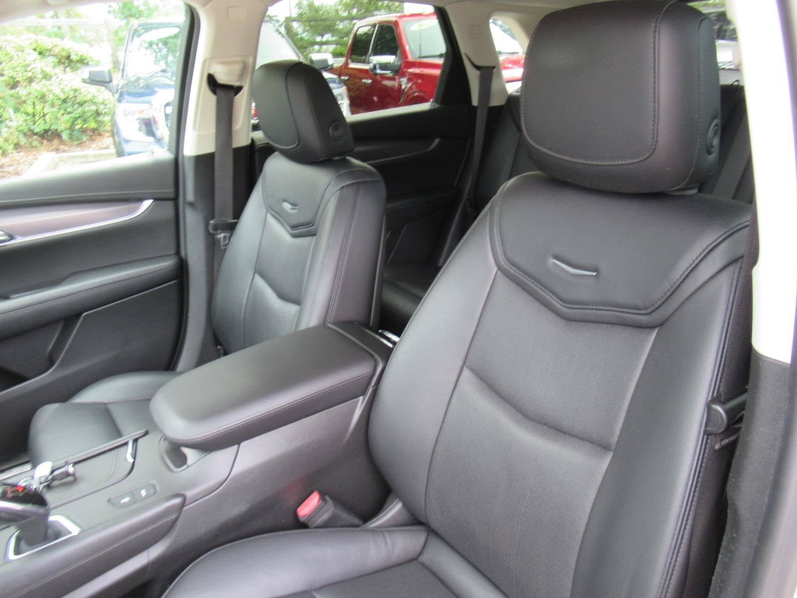 2019 Cadillac XT5 Premium Luxury FWD