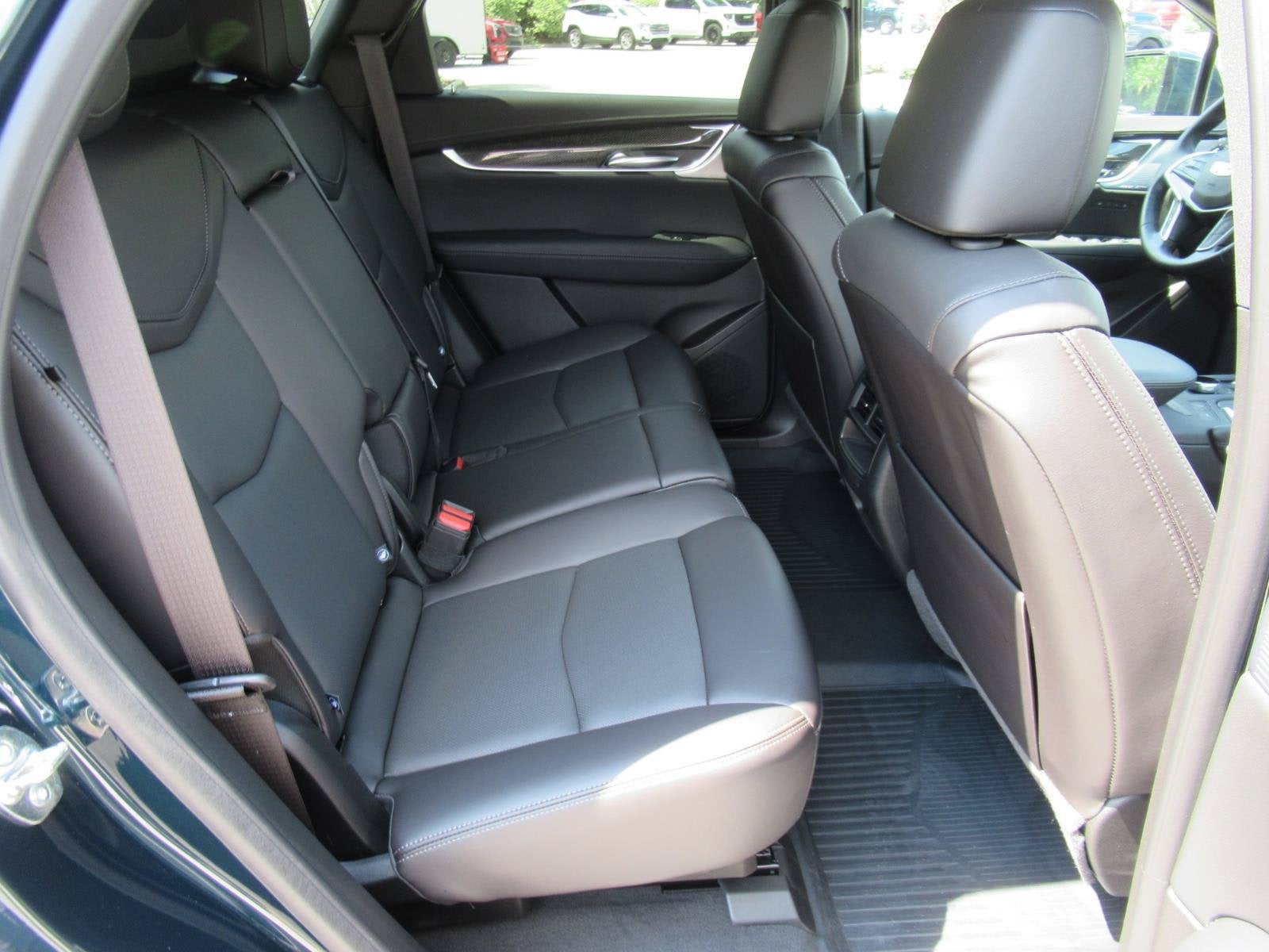 2026 Cadillac XT5 Sport