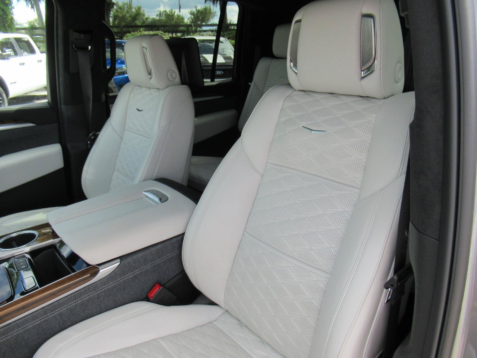 2026 Cadillac Escalade ESV Platinum Sport