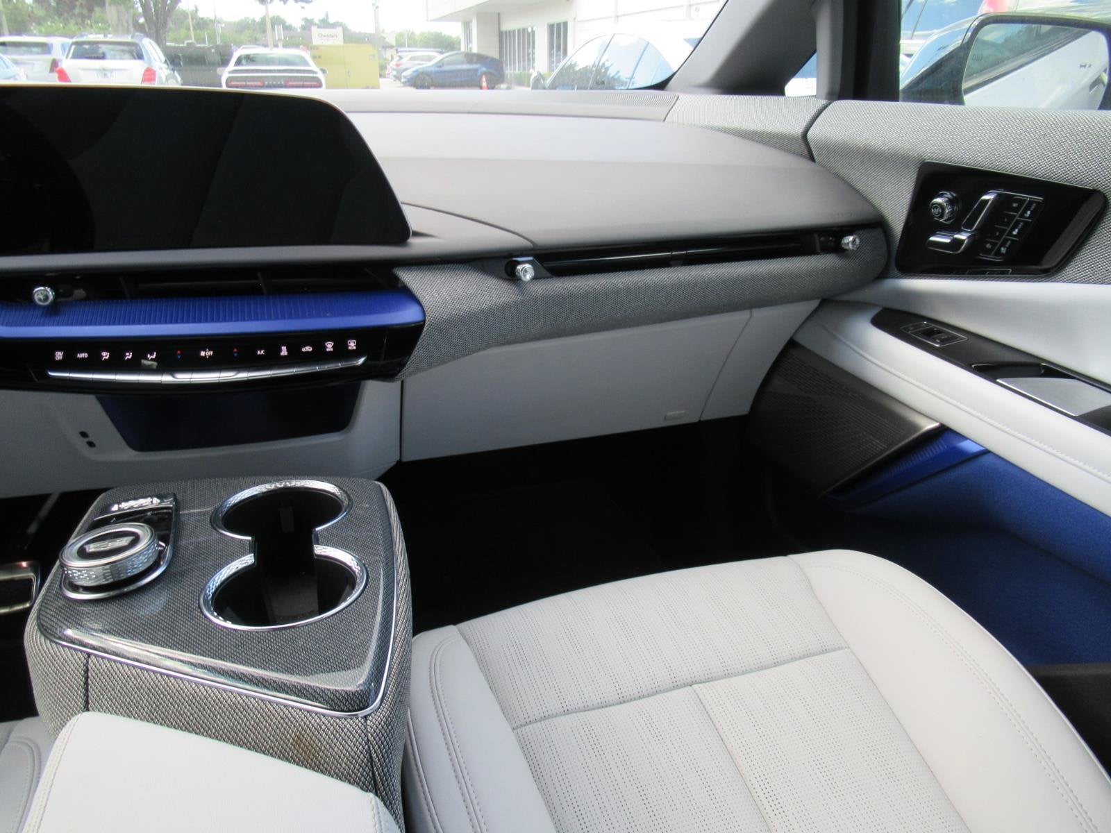 2025 Cadillac OPTIQ Sport 2