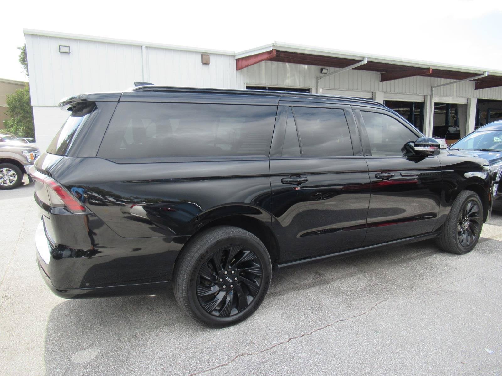 2025 Lincoln Navigator L Reserve