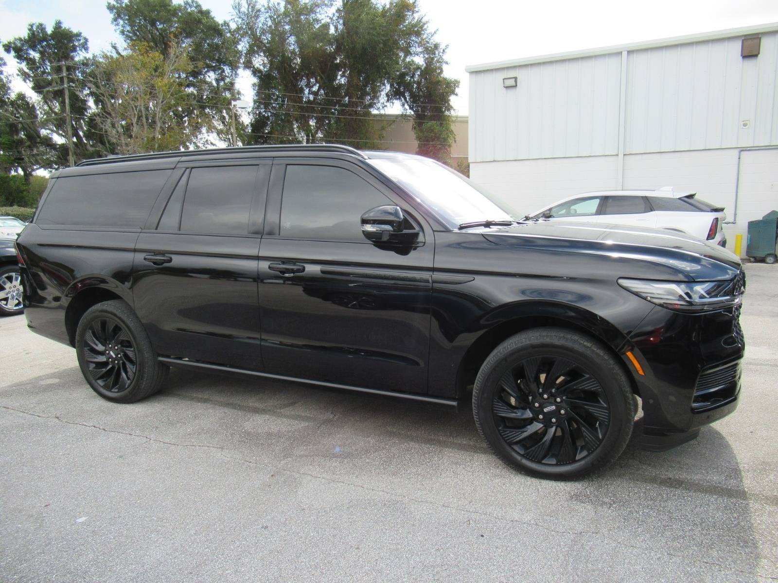 2025 Lincoln Navigator L Reserve