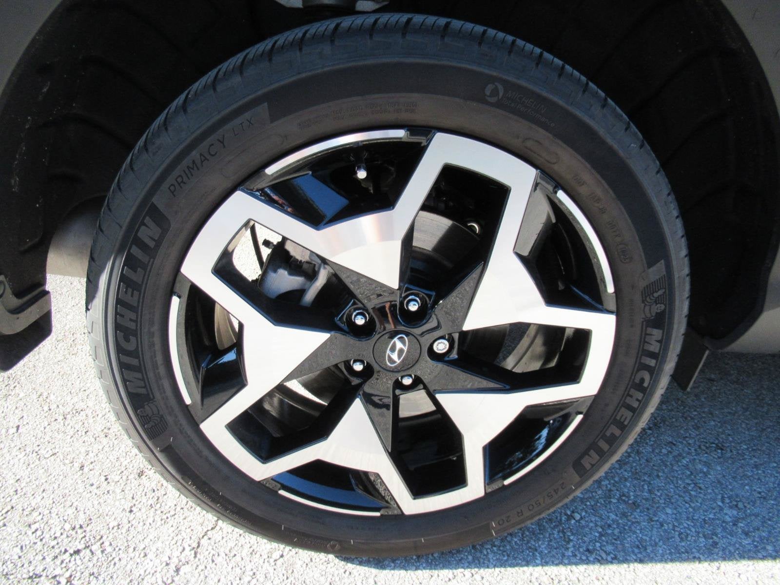2023 Hyundai Santa Cruz Limited