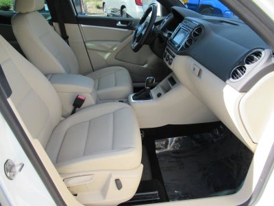 2016 Volkswagen Tiguan S