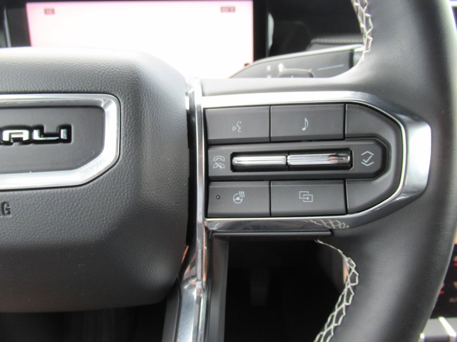 2025 GMC Acadia Denali