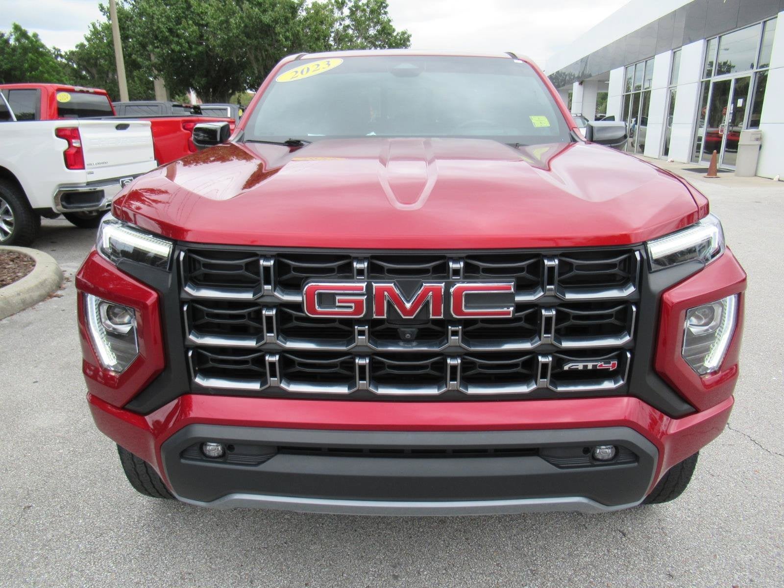 2023 GMC Canyon 4WD AT4