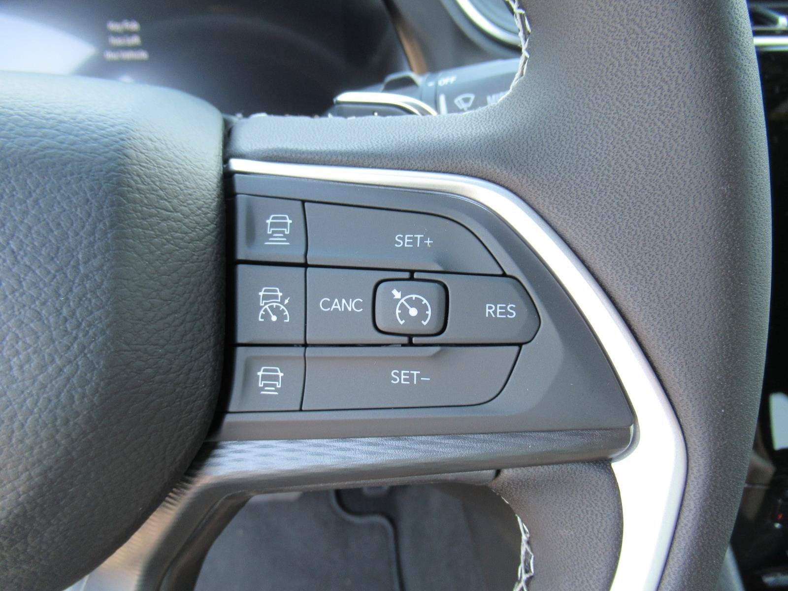 2026 Jeep Grand Cherokee GRAND CHEROKEE LAREDO 4X2