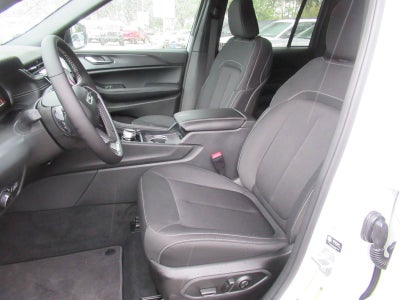 2027 Jeep Grand Cherokee GRAND CHEROKEE LAREDO X 4X2
