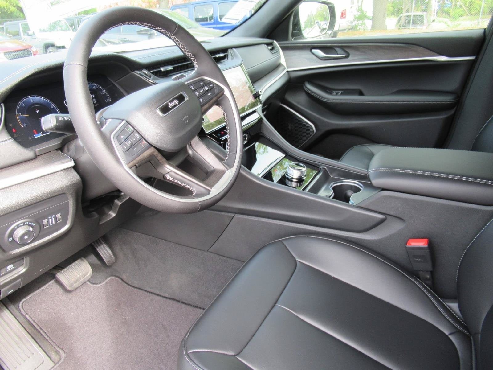 2026 Jeep Grand Cherokee GRAND CHEROKEE LIMITED 4X2