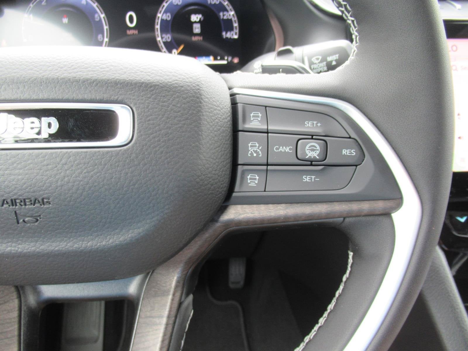 2027 Jeep Grand Cherokee GRAND CHEROKEE LIMITED 4X2