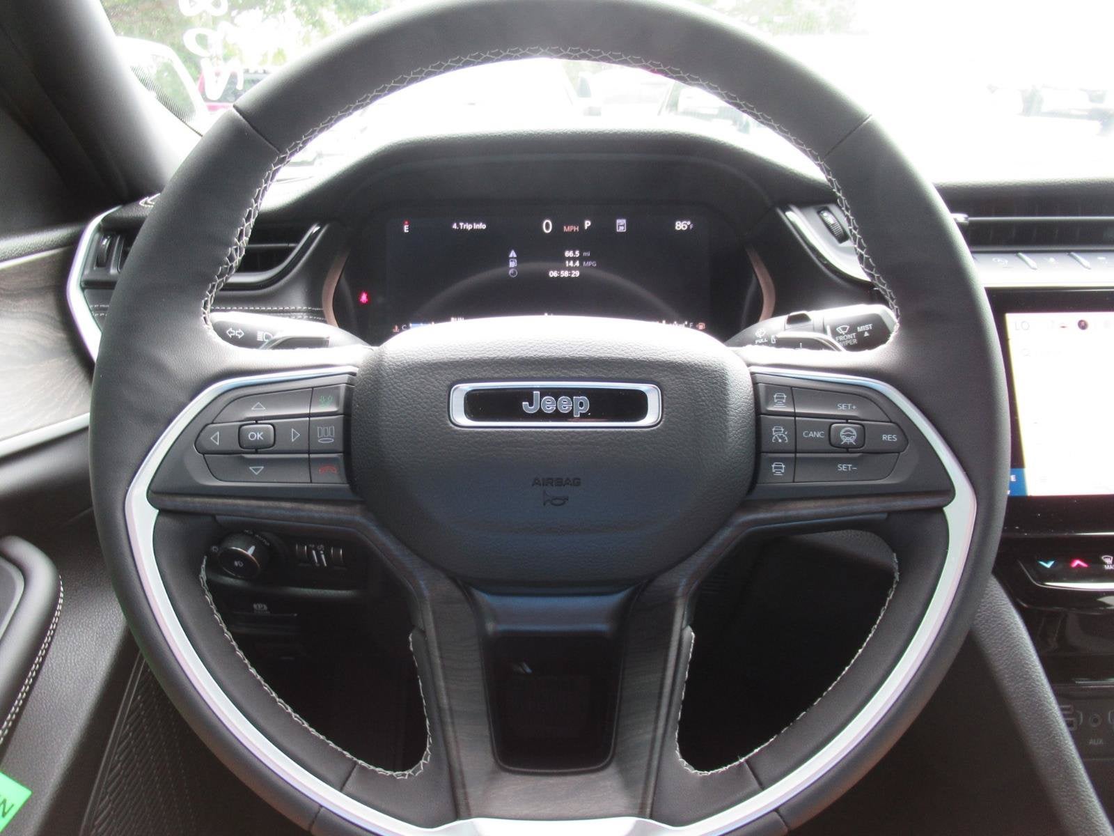 2026 Jeep Grand Cherokee GRAND CHEROKEE LIMITED 4X2