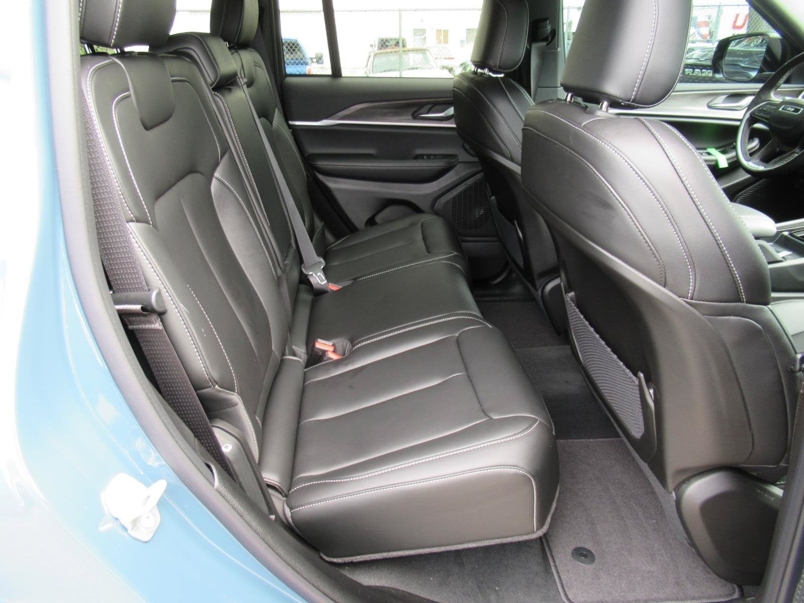 2026 Jeep Grand Cherokee GRAND CHEROKEE LIMITED 4X2