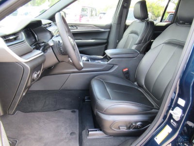 2027 Jeep Grand Cherokee GRAND CHEROKEE LIMITED 4X2