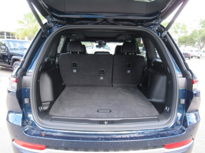 2027 Jeep Grand Cherokee GRAND CHEROKEE LIMITED 4X2