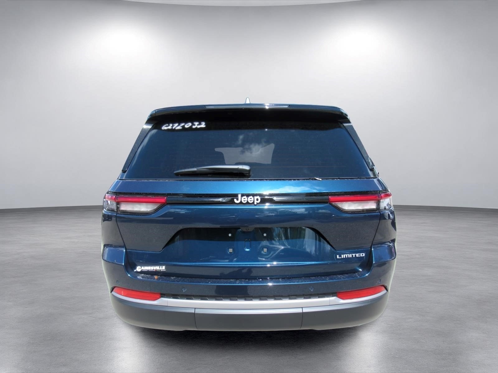 2027 Jeep Grand Cherokee GRAND CHEROKEE LIMITED 4X2