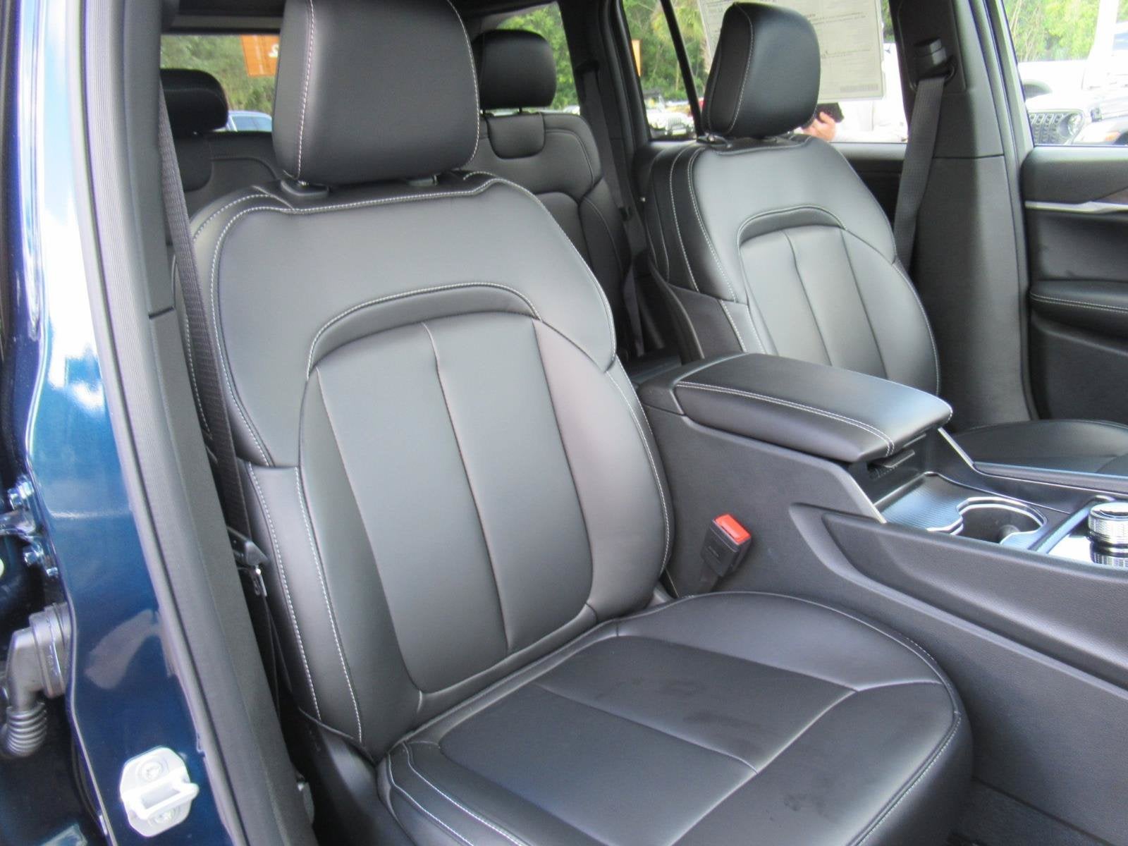 2027 Jeep Grand Cherokee GRAND CHEROKEE LIMITED 4X2