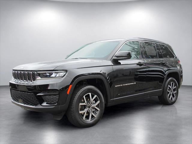 2027 Jeep Grand Cherokee GRAND CHEROKEE LAREDO X 4X4