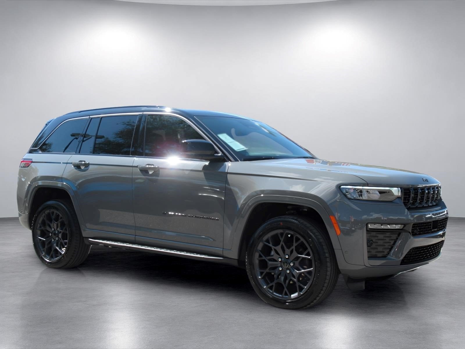 2027 Jeep Grand Cherokee GRAND CHEROKEE SUMMIT 4X4
