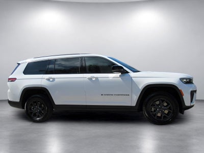 2027 Jeep Grand Cherokee GRAND CHEROKEE L LAREDO ALTITUDE 4X2