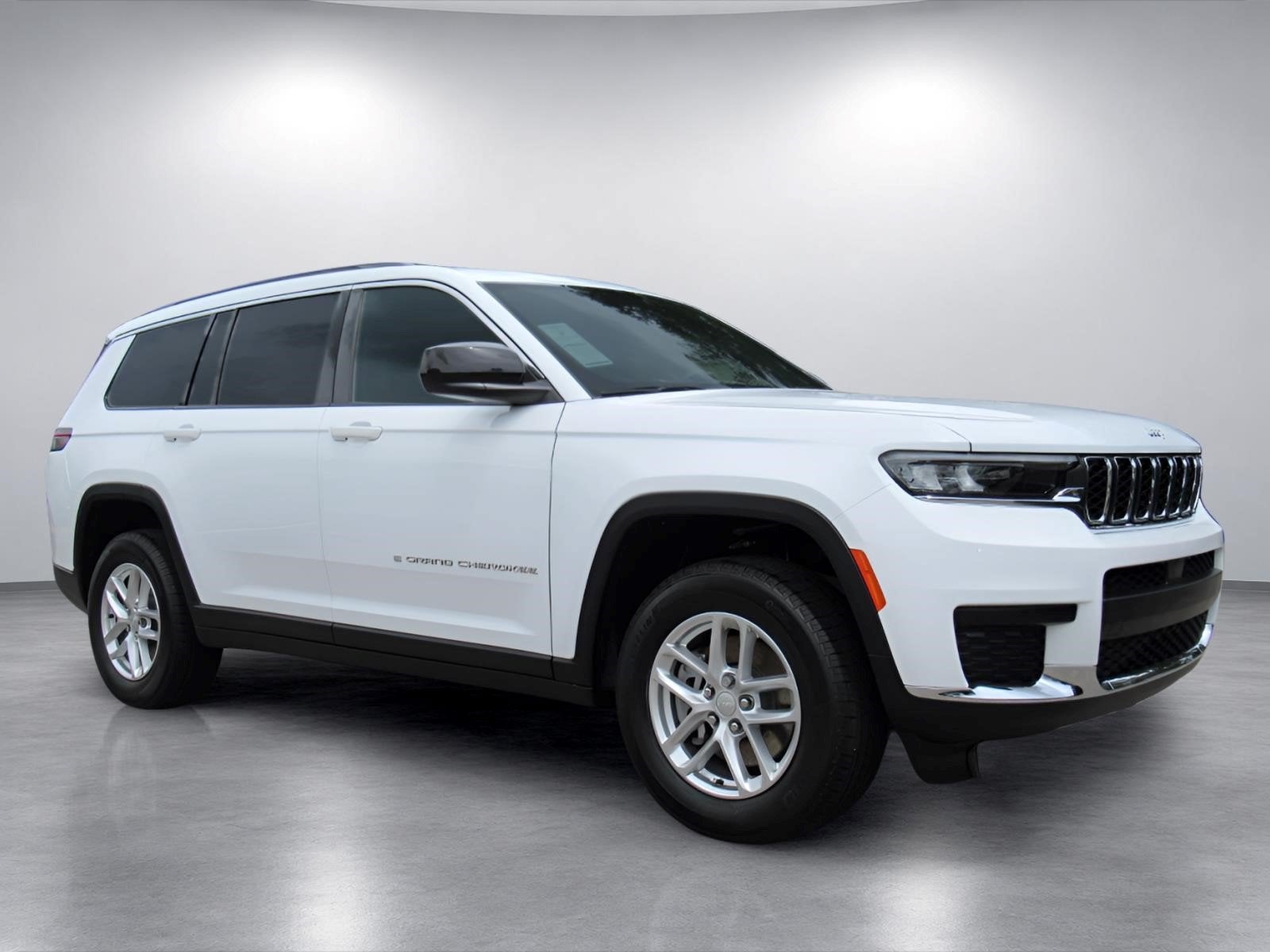 2026 Jeep Grand Cherokee GRAND CHEROKEE L LAREDO X 4X4