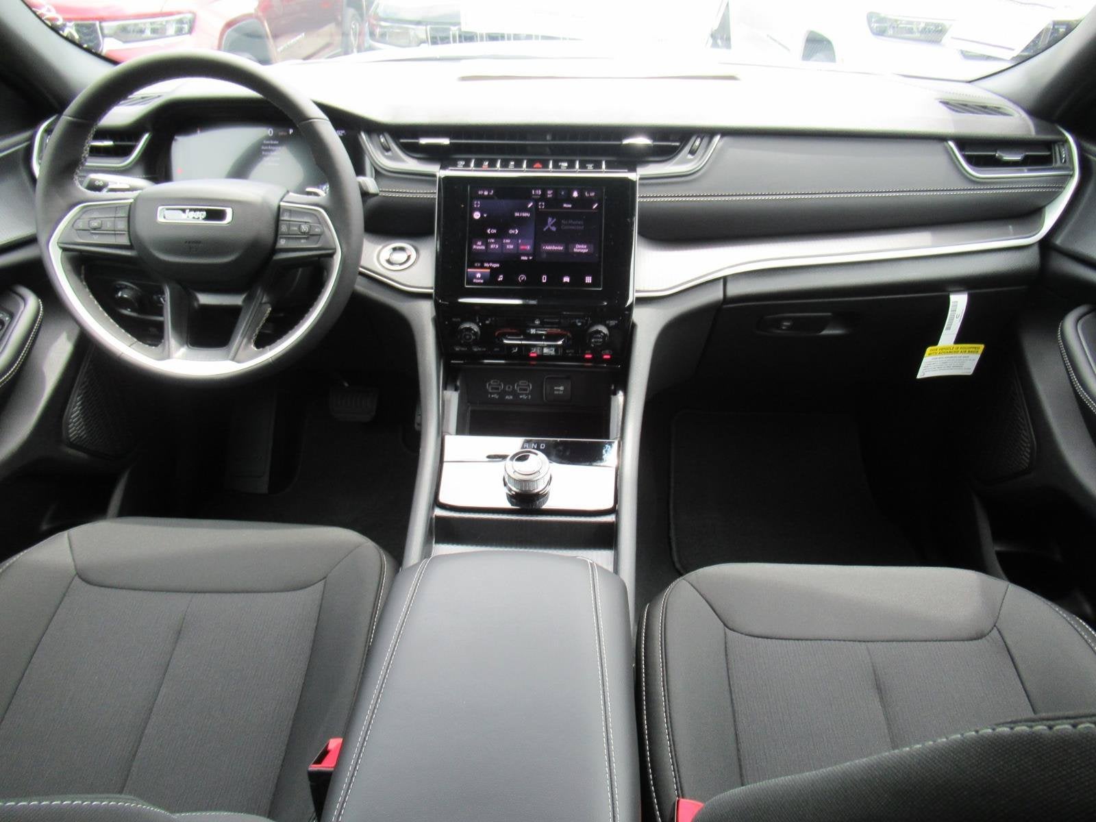 2026 Jeep Grand Cherokee GRAND CHEROKEE L LAREDO X 4X4