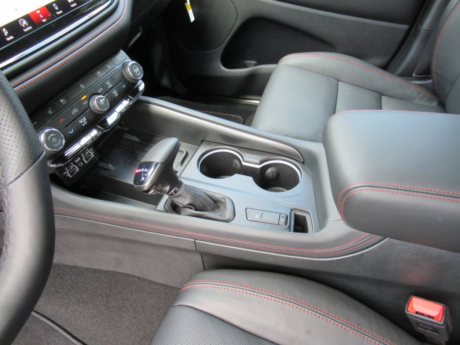 2027 Dodge Durango DURANGO GT HEMI V8 PLUS AWD