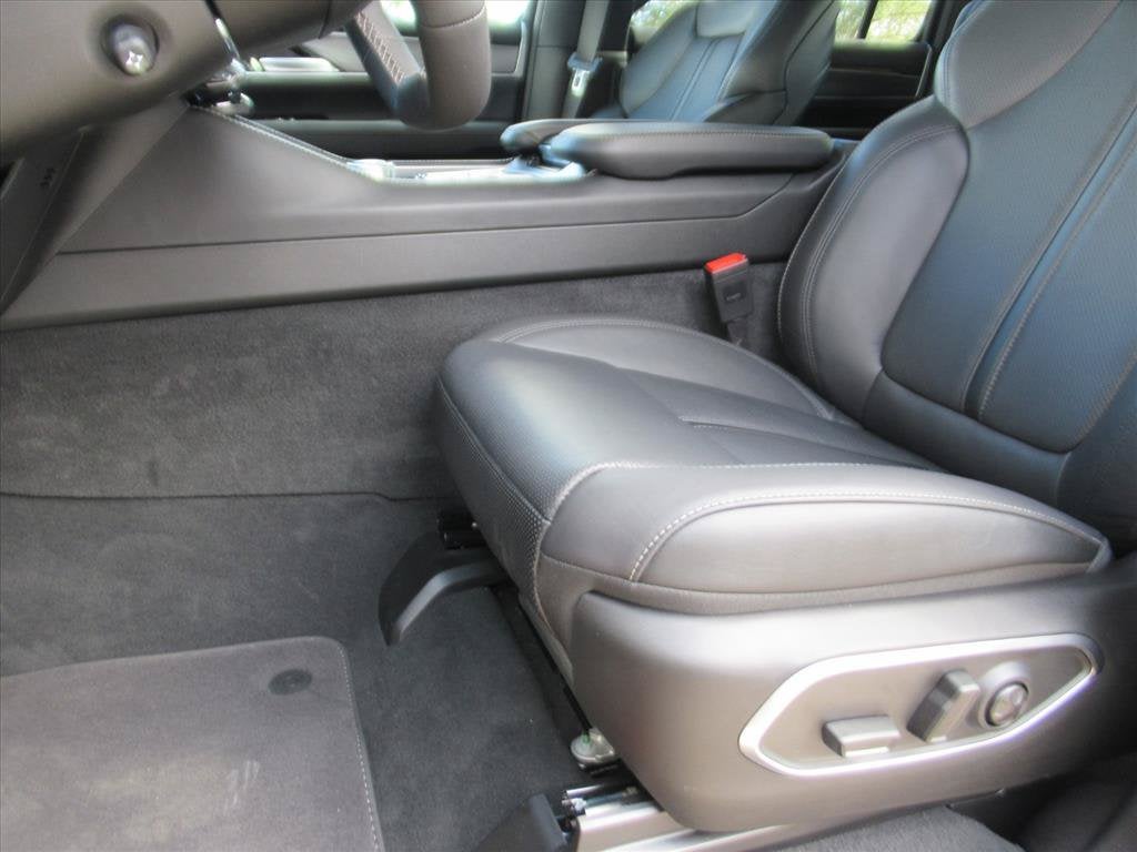 2026 Jeep Grand Wagoneer GRAND WAGONEER LIMITED ALTITUDE 4X4