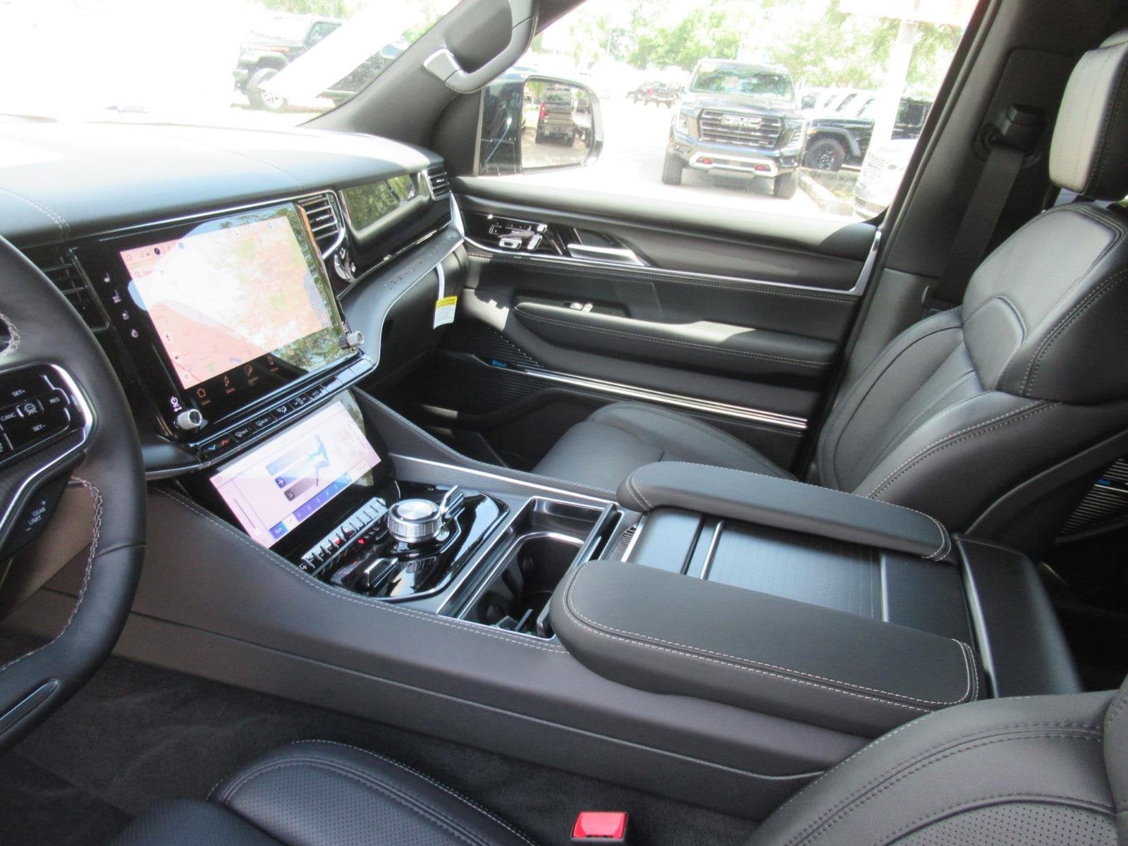 2026 Jeep Grand Wagoneer GRAND WAGONEER SUMMIT OBSIDIAN 4X4