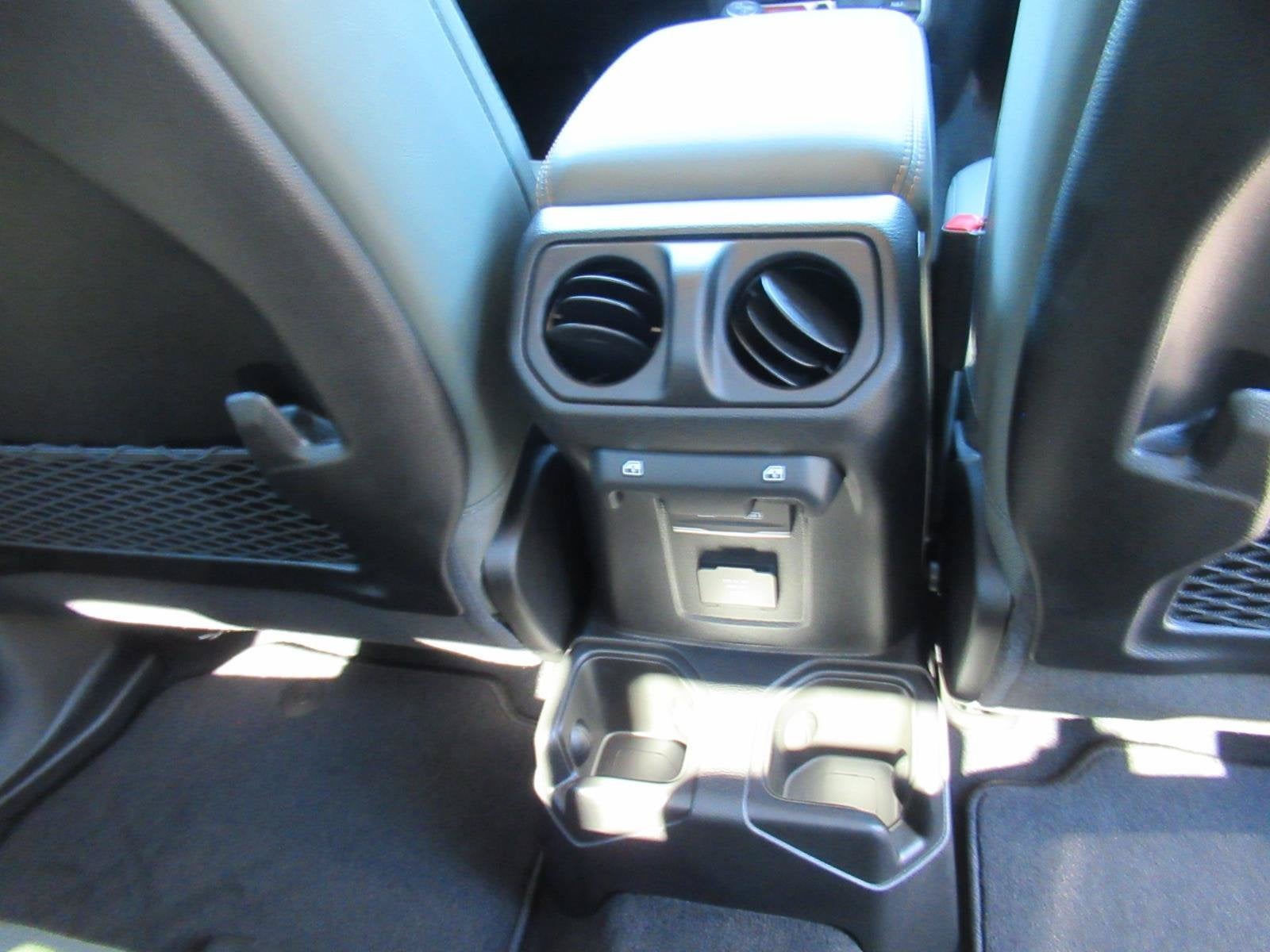 2027 Jeep Gladiator GLADIATOR MOJAVE X 4X4