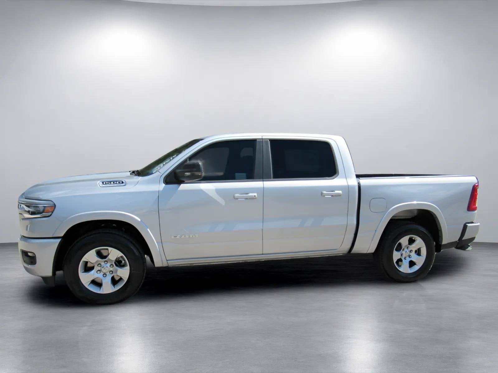 2027 RAM Ram 1500 RAM 1500 BIG HORN CREW CAB 4X2 5'7' BOX