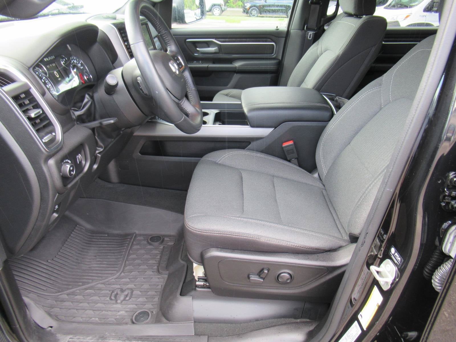 2024 RAM 1500 Big Horn Crew Cab 4x2 5'7' Box