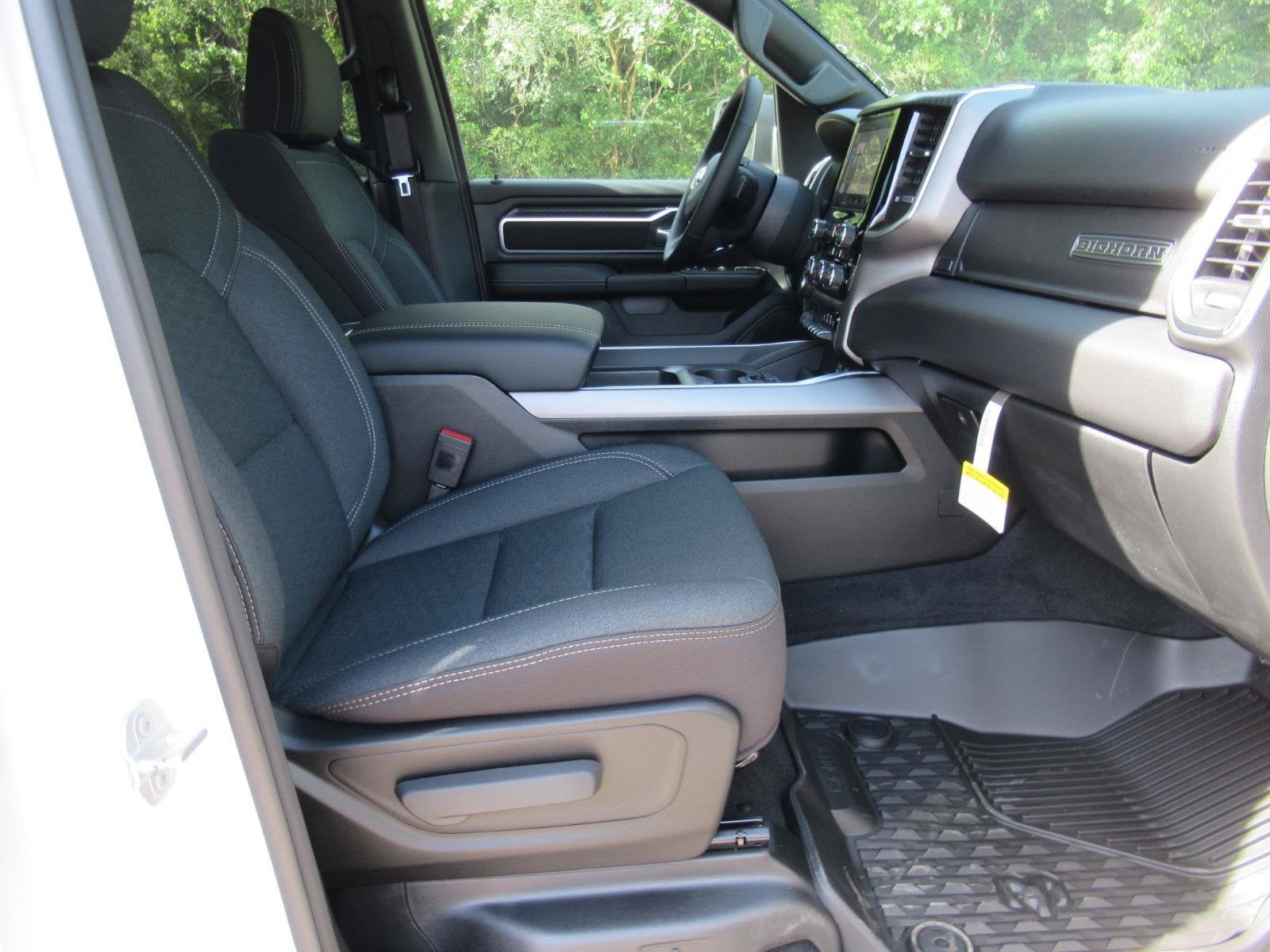 2026 RAM 1500 RAM 1500 BIG HORN CREW CAB 4X2 6'4' BOX