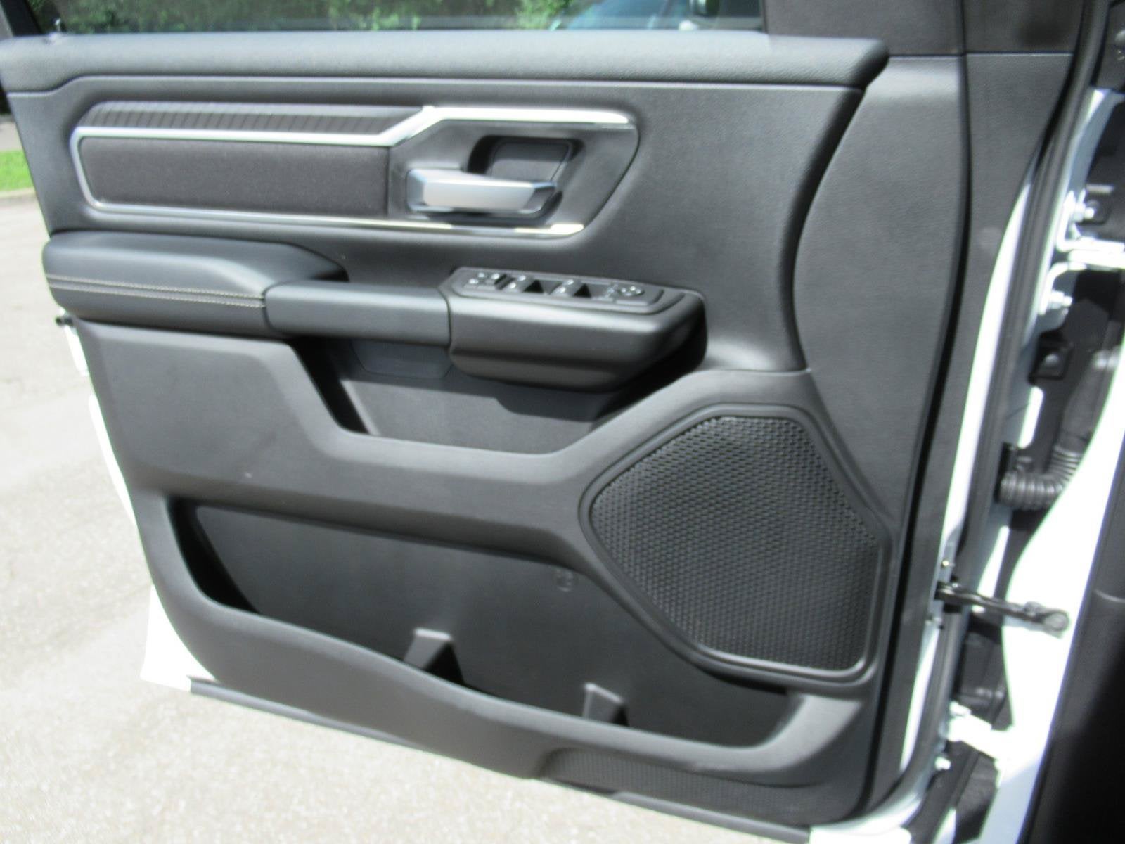 2026 RAM 1500 RAM 1500 BIG HORN CREW CAB 4X2 6'4' BOX