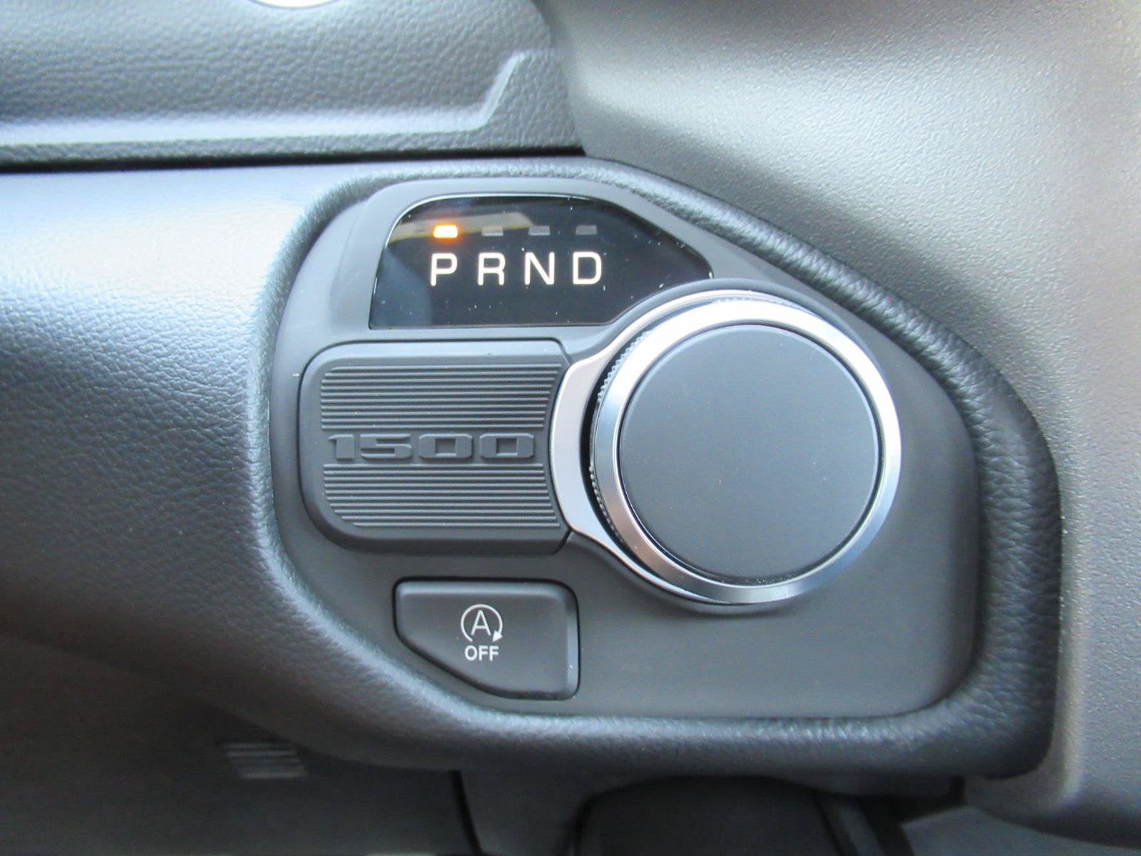 2026 RAM 1500 RAM 1500 BIG HORN CREW CAB 4X2 6'4' BOX