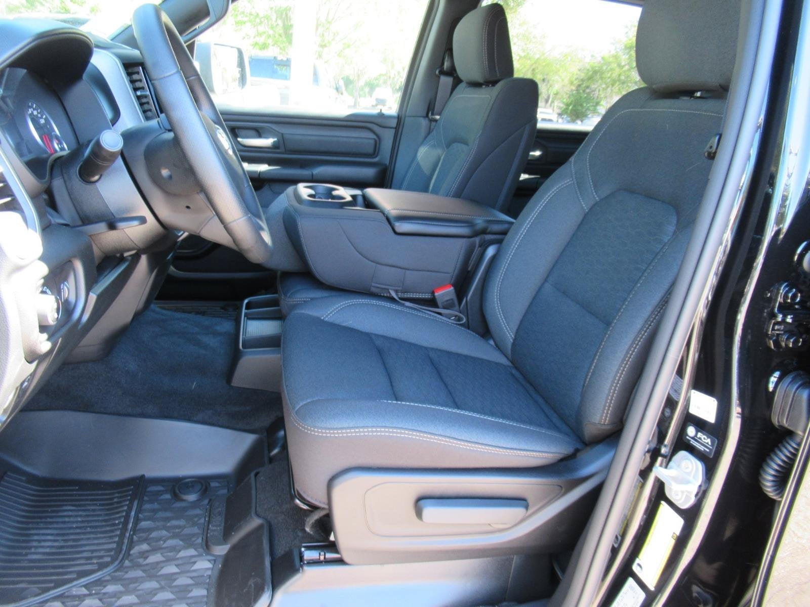 2027 RAM 1500 RAM 1500 WARLOCK CREW CAB 4X4 5'7' BOX