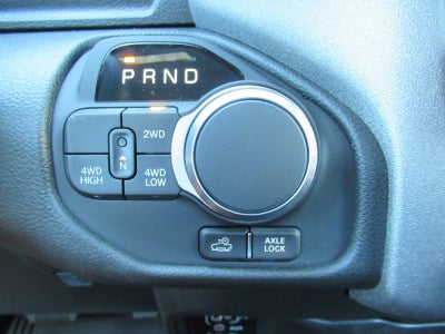 2027 RAM 1500 RAM 1500 WARLOCK CREW CAB 4X4 5'7' BOX