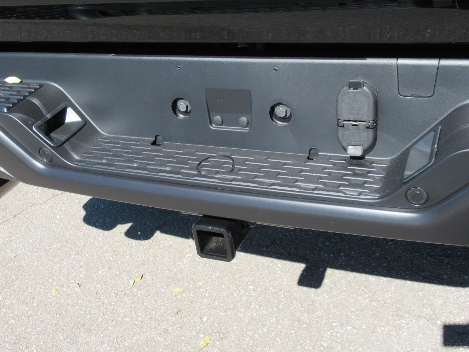 2027 RAM 1500 RAM 1500 WARLOCK CREW CAB 4X4 5'7' BOX