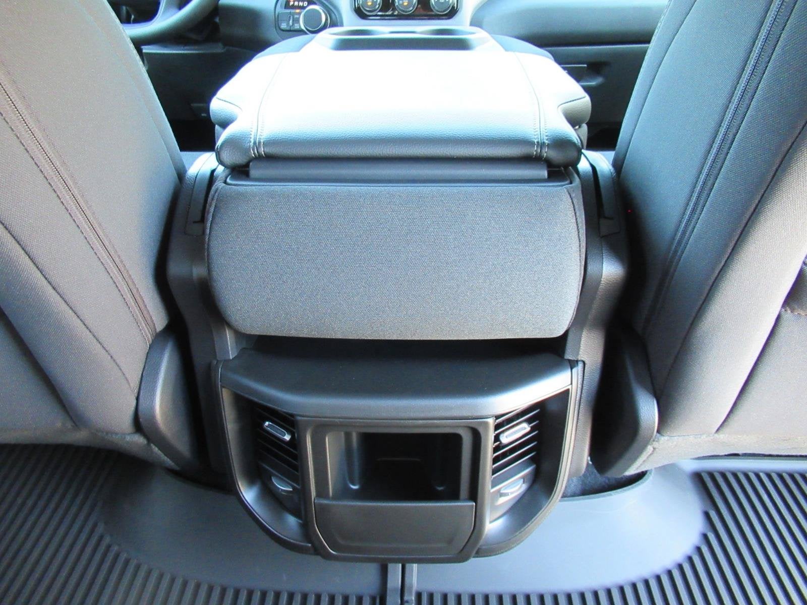 2027 RAM 1500 RAM 1500 WARLOCK CREW CAB 4X4 5'7' BOX