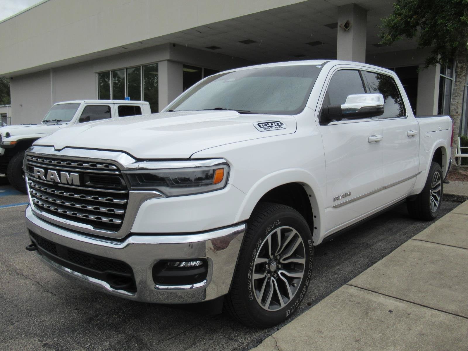 2025 RAM 1500 Limited Crew Cab 4x4 5'7' Box