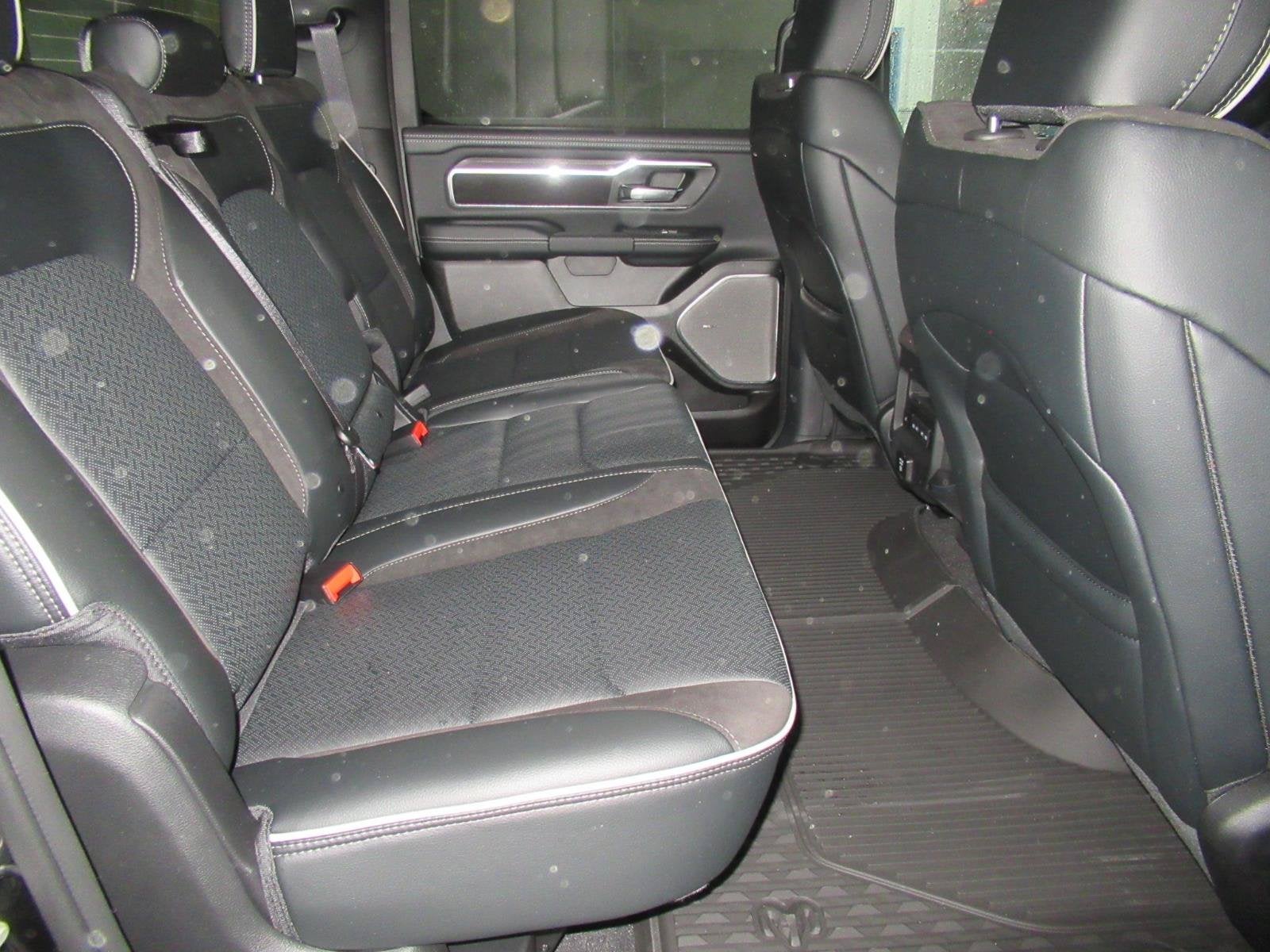 2027 RAM 1500 RAM 1500 LARAMIE CREW CAB 4X4 5'7' BOX
