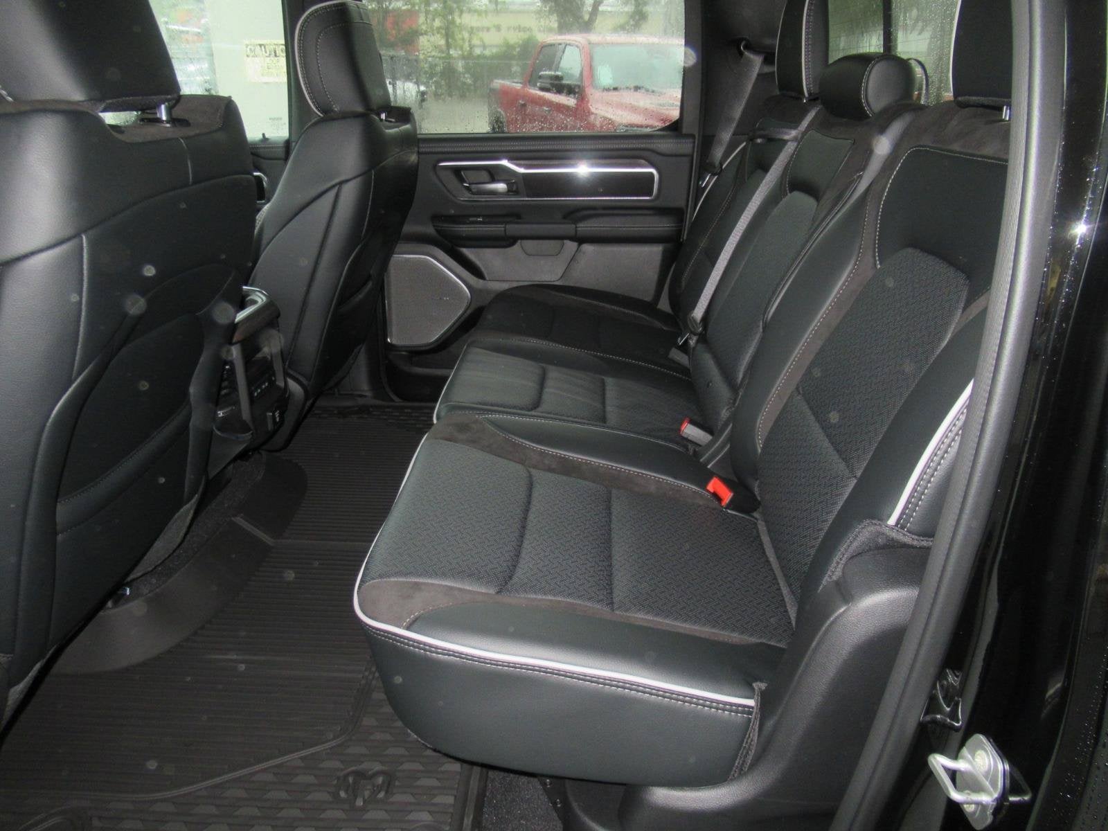 2027 RAM 1500 RAM 1500 LARAMIE CREW CAB 4X4 5'7' BOX
