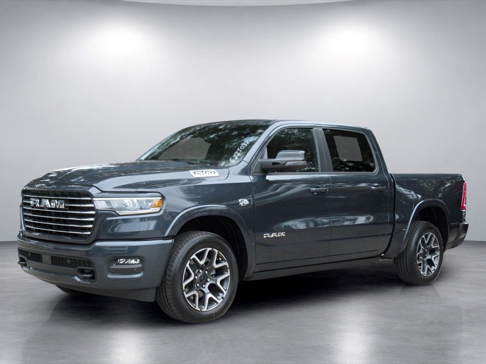 2027 RAM 1500 RAM 1500 LARAMIE CREW CAB 4X4 5'7' BOX