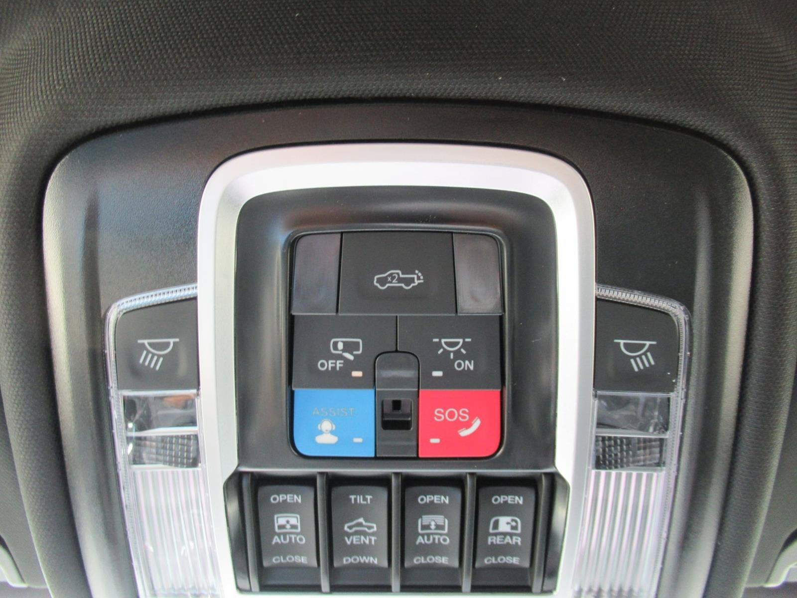 2027 RAM 1500 RAM 1500 LARAMIE CREW CAB 4X4 5'7' BOX